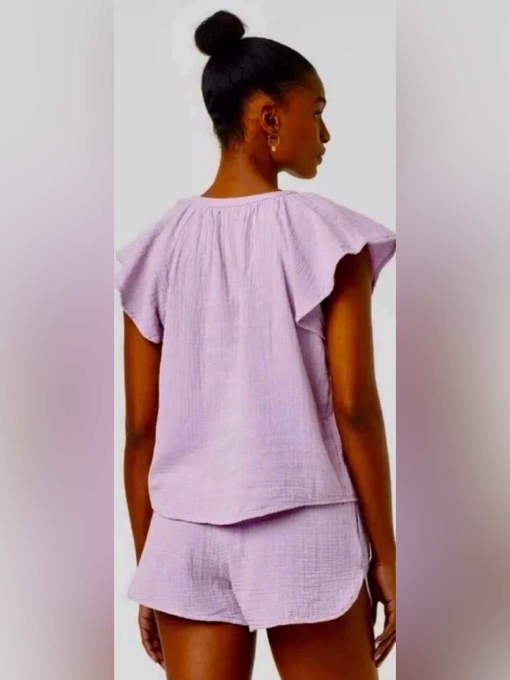 Universal Thread Lavender V-Neck Gauze Top - Picture 2 of 12